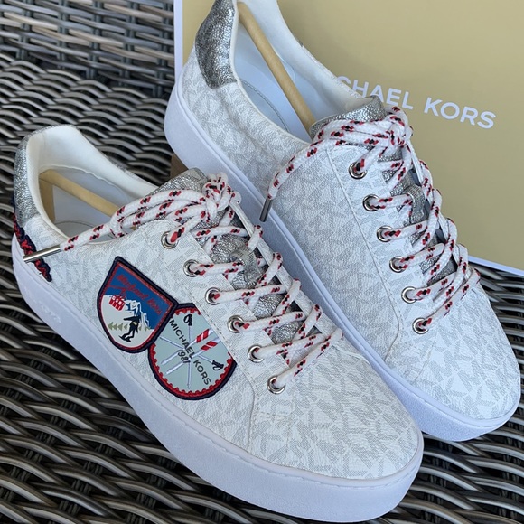 Michael Kors Poppy Lace Up MK Sig Small/MK Logo Ski Patch WMNS - Picture 7 of 16